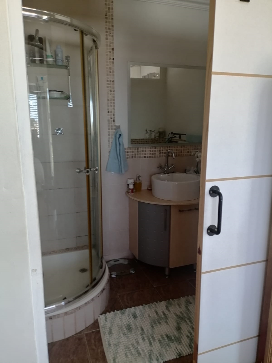 To Let 3 Bedroom Property for Rent in Rome Glen Western Cape